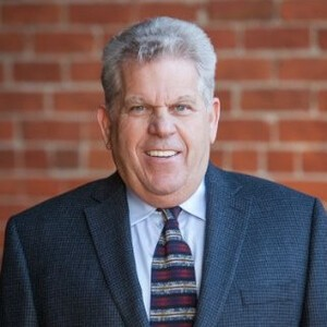 Ларри Сигел выглядит именно так, как вы себе представляете. Я бы поставил его боссом EA. Теперь он руководит каким-то блокчейн-проектом Moxy.io.